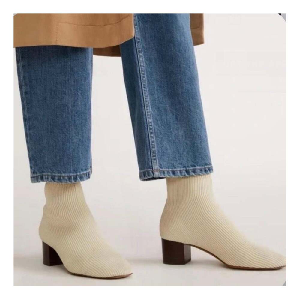 Everlane The Glove Boot Bone Cream Knit Sock Block Heel Ankle Boots Size 7.5